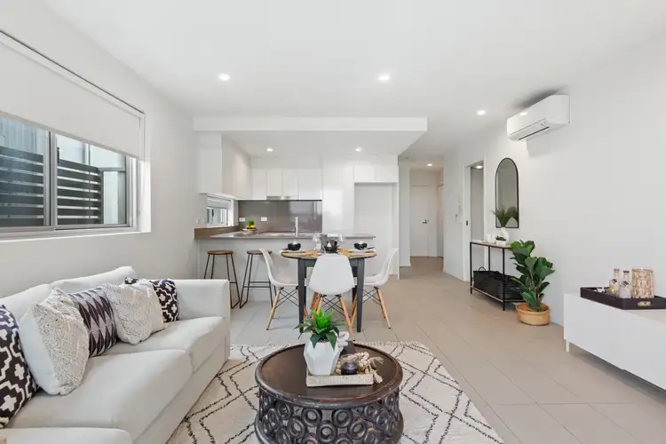 Third view of Homely apartment listing, 19/1049 Wynnum Road, Cannon Hill QLD 4170