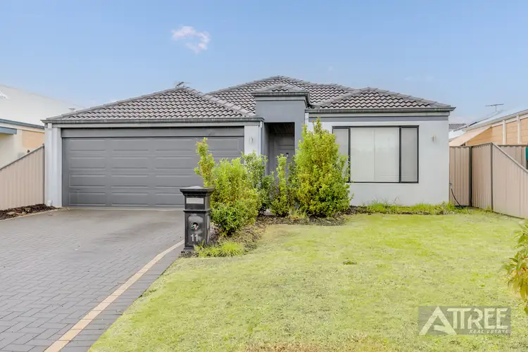 11 Passendale Crescent, Piara Waters WA 6112