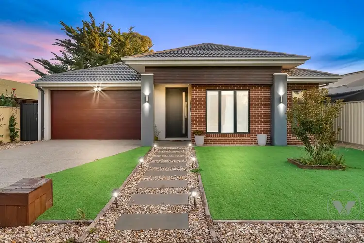 1985 Western Highway, Rockbank VIC 3335