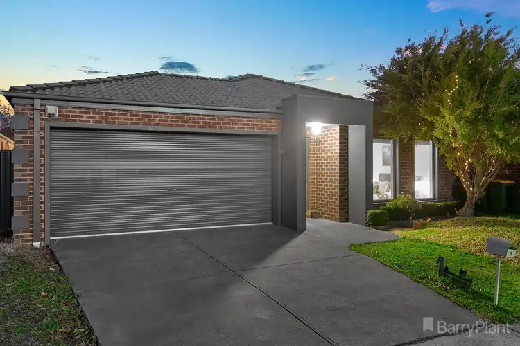 9 Maya Street, Pakenham VIC 3810