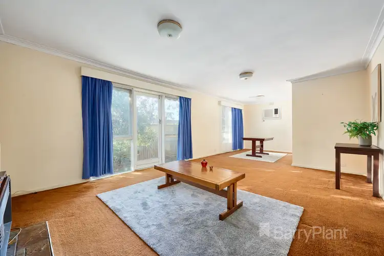 Second view of Homely house listing, 2 Arundel Court, Mulgrave VIC 3170