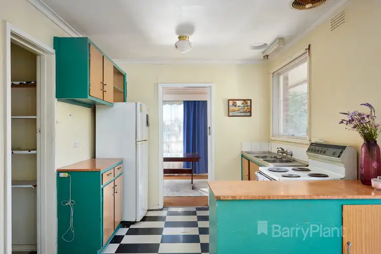 Third view of Homely house listing, 2 Arundel Court, Mulgrave VIC 3170