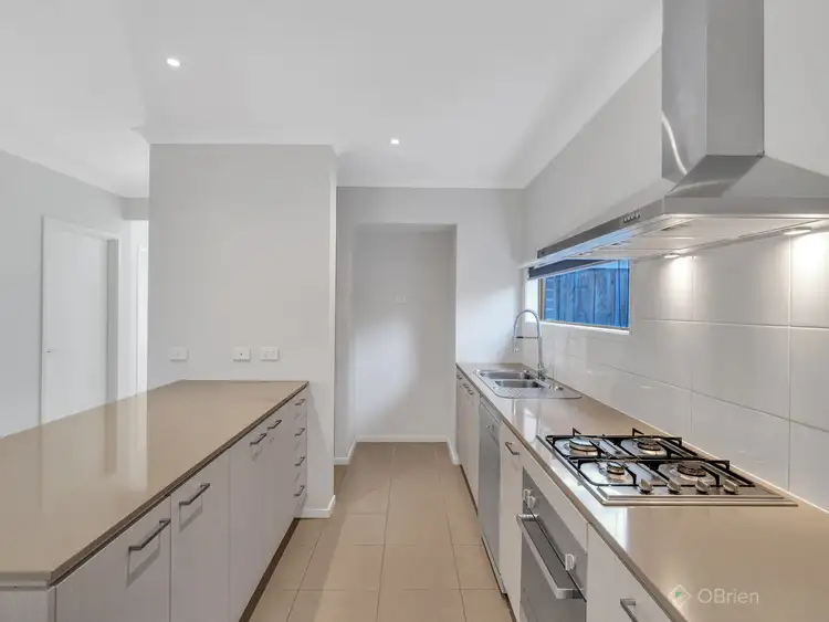 Sixth view of Homely house listing, 9 Heathland Circuit, Cranbourne East VIC 3977