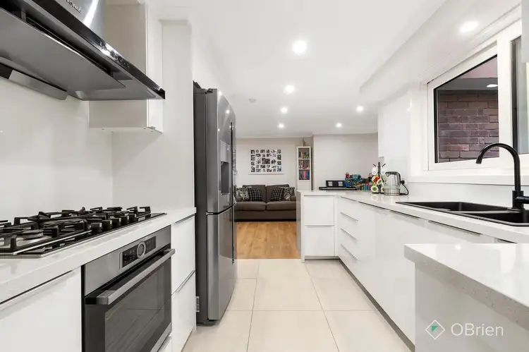 Fourth view of Homely house listing, 22 Salem Court, Vermont South VIC 3133