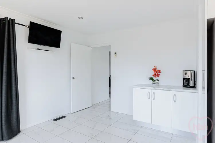 Fifth view of Homely house listing, 15 Cumpston Place, Macgregor ACT 2615