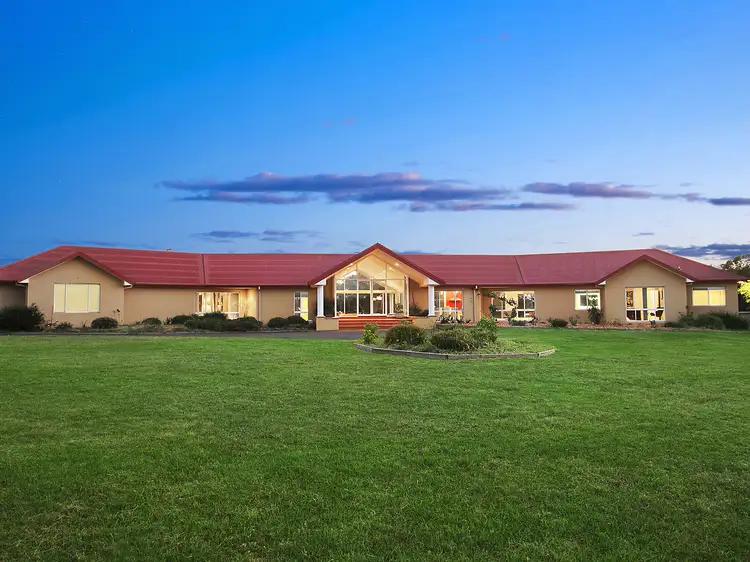 18 Laurie Road, Dural NSW 2158