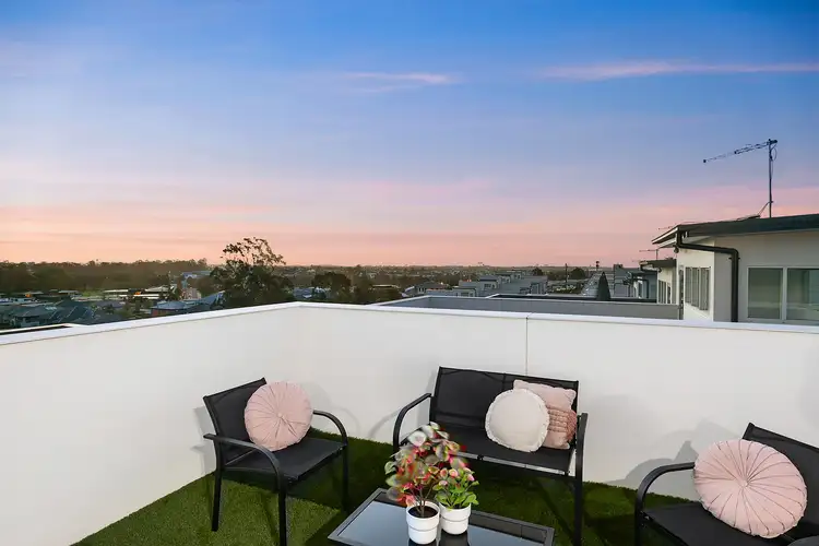 Second view of Homely house listing, 7 Deluxe Circuit, Norwest NSW 2153