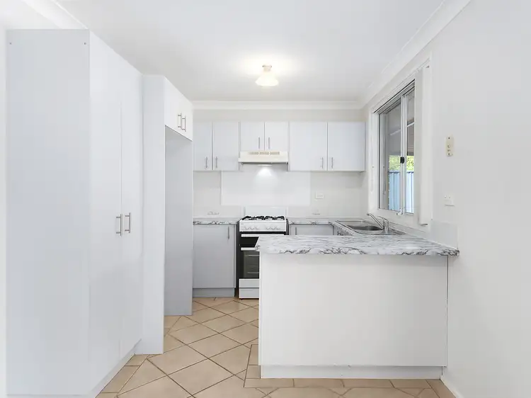 Second view of Homely house listing, 39 Kester Crescent, Oakhurst NSW 2761
