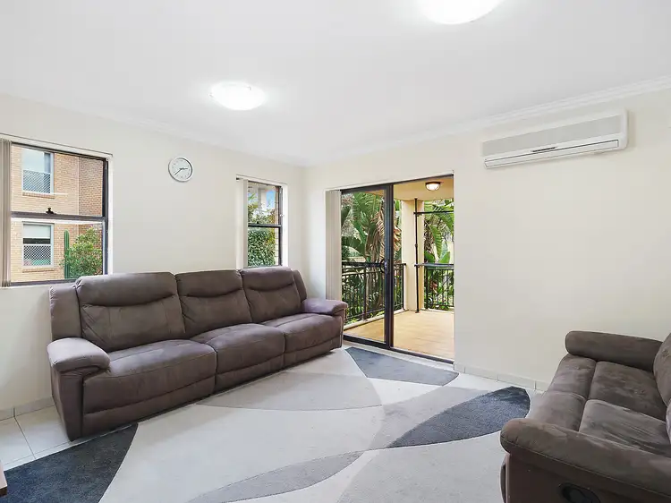 13/12 Murray Street, Northmead NSW 2152