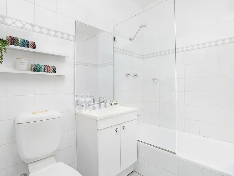 Fifth view of Homely apartment listing, 8/35 Young Street, Cremorne NSW 2090