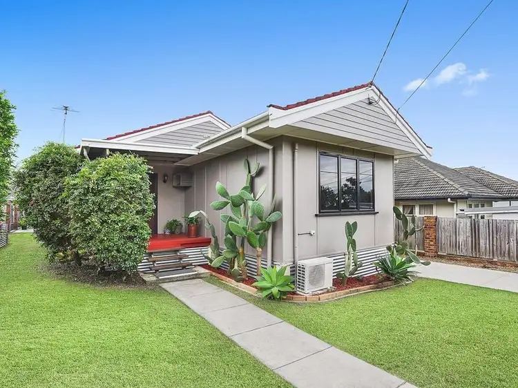 12 Welch Street, Clontarf QLD 4357