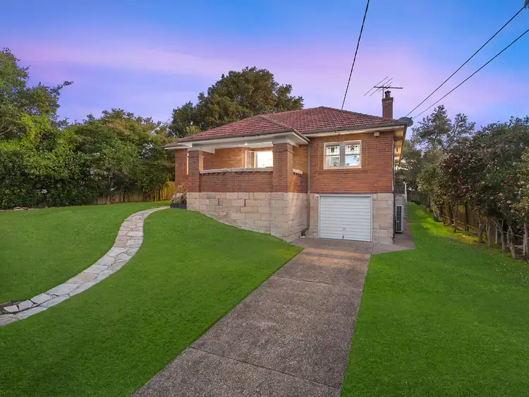 17 Narani Crescent, Northbridge NSW 2063