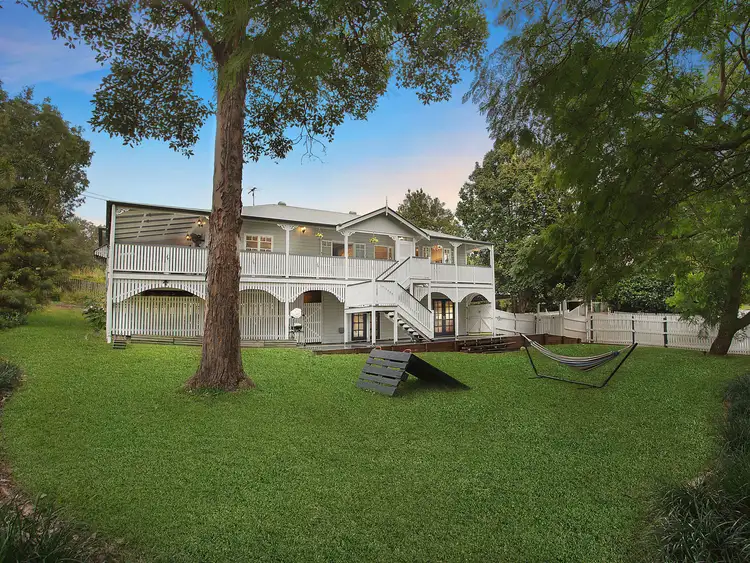1 Verwood Court, Ferny Hills QLD 4055