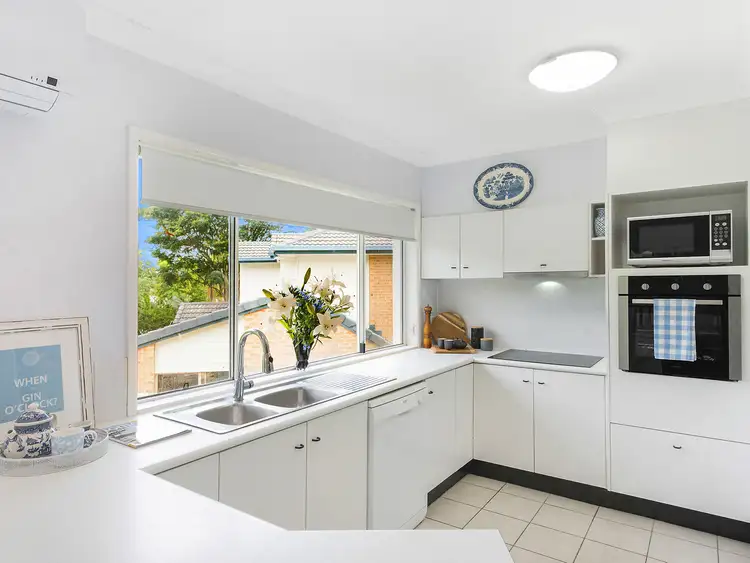 Sixth view of Homely house listing, 32 Binyara Street, Chapel Hill QLD 4069