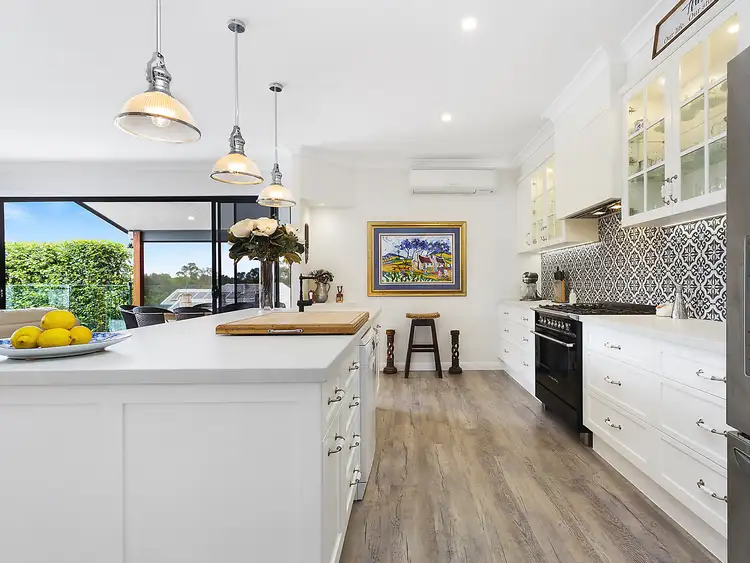 Sixth view of Homely house listing, 22 Grevillea Close, Chapel Hill QLD 4069