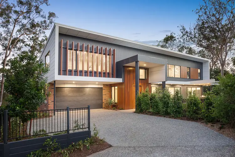 8 Pylara Street, Fig Tree Pocket QLD 4069