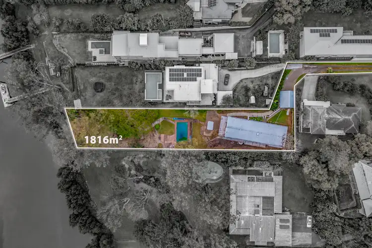 10 Douglas Street, Sherwood QLD 4075