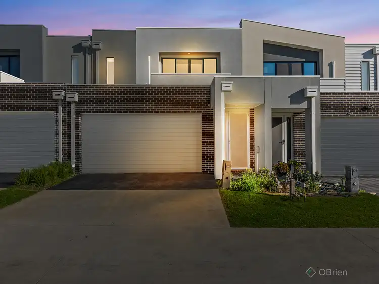 128 Willow Glen Boulevard, Cranbourne VIC 3977