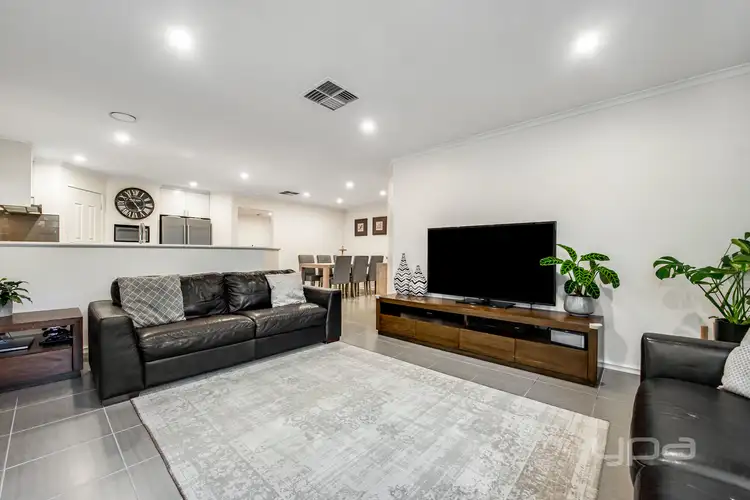 Third view of Homely house listing, 34 Lincolne Crescent, Roxburgh Park VIC 3064