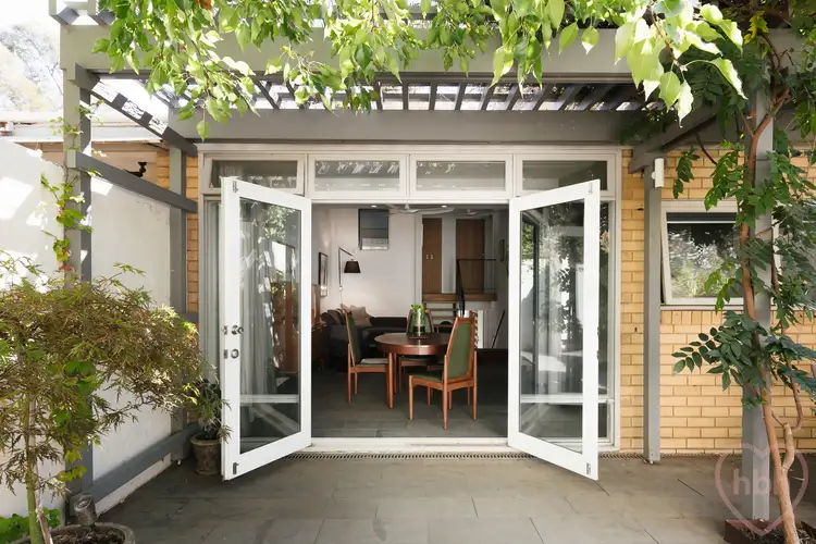 2/71 Blamey Crescent, Campbell ACT 2612