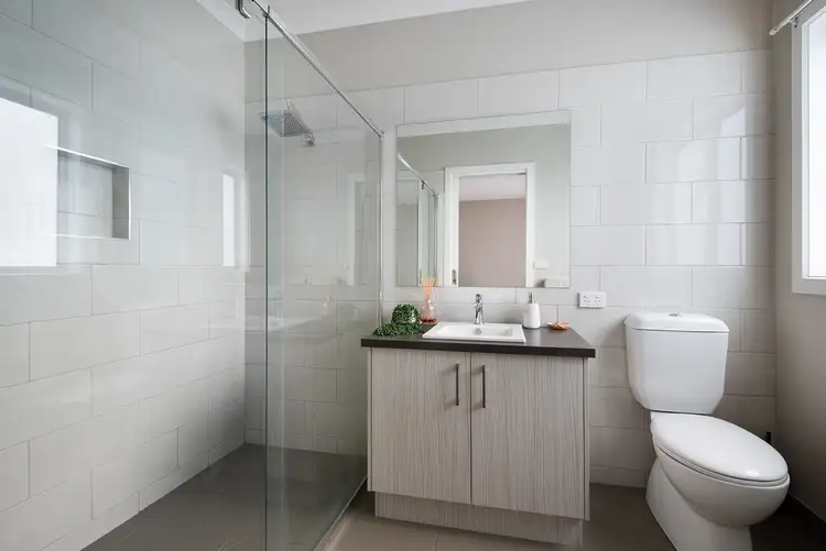 Sixth view of Homely house listing, 1/13 Alamein Court, Golden Square VIC 3555