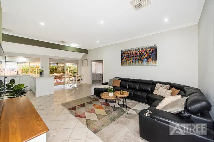 Sixth view of Homely house listing, 32 Jilakin Loop, Canning Vale WA 6155