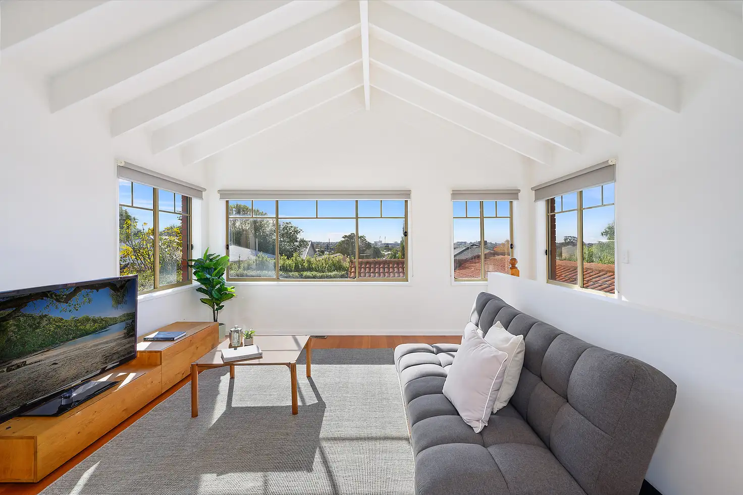 Main view of Homely unit listing, 2/81 Francis Street, Belmont VIC 3216