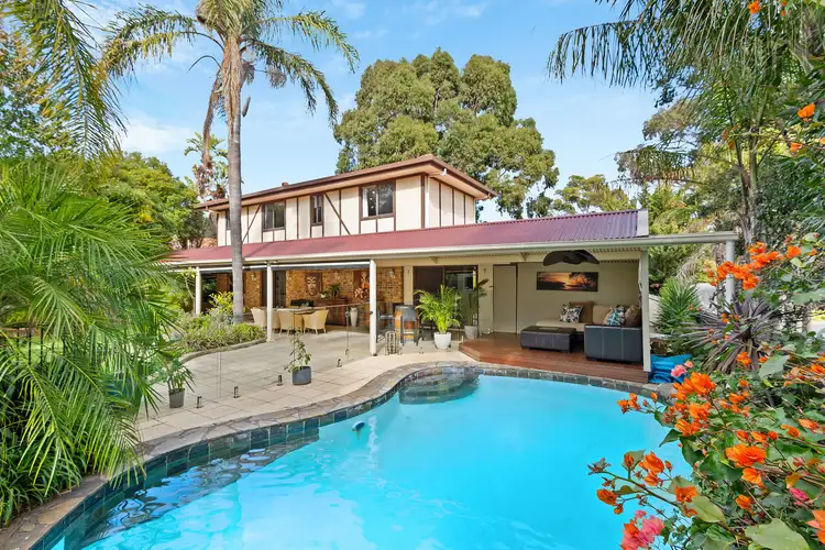 15 Hui-Hui Drive, Happy Valley SA 5159