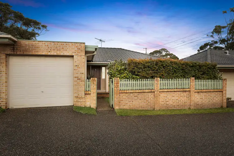 Main view of Homely villa listing, 5/62-64 Banksia Avenue, Engadine NSW 2233