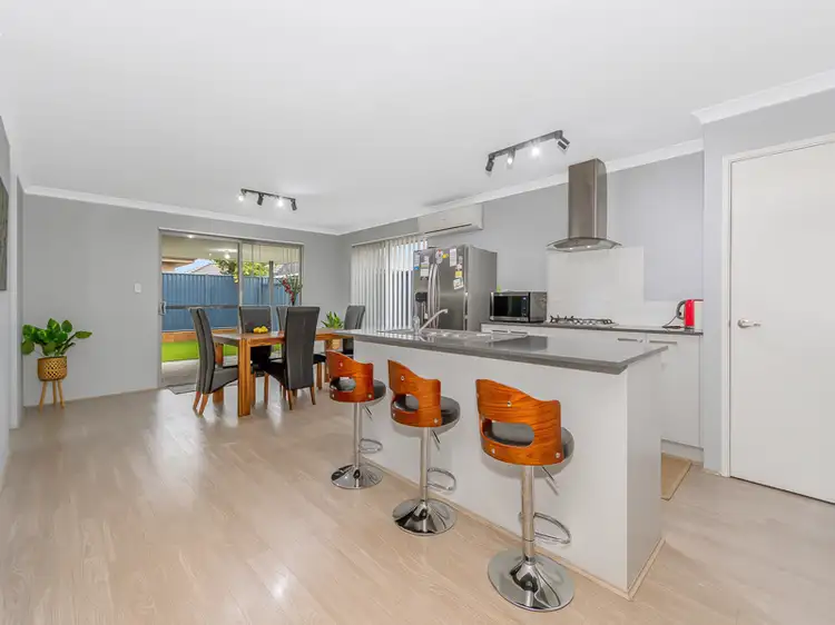 21 Primrose Loop, Byford WA 6122