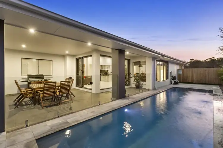 19 Laceflower Parade, Casuarina NSW 2487
