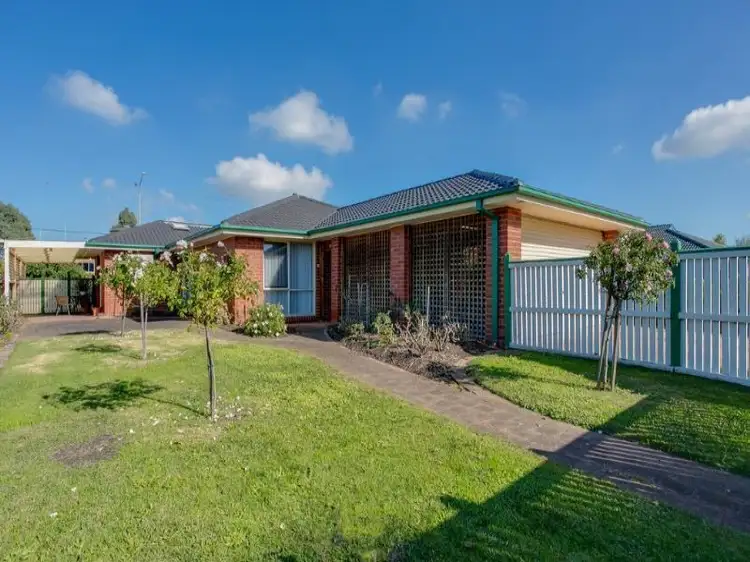 3 Clairmont Close, Somerville VIC 3912