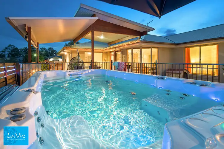 10 Den Otter Drive, Bellbird Park QLD 4300