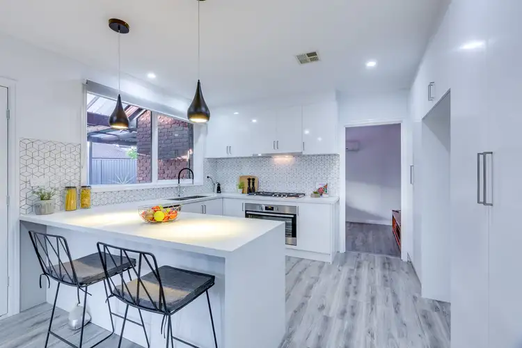 Sixth view of Homely house listing, 10 Draper Court, Keilor Downs VIC 3038