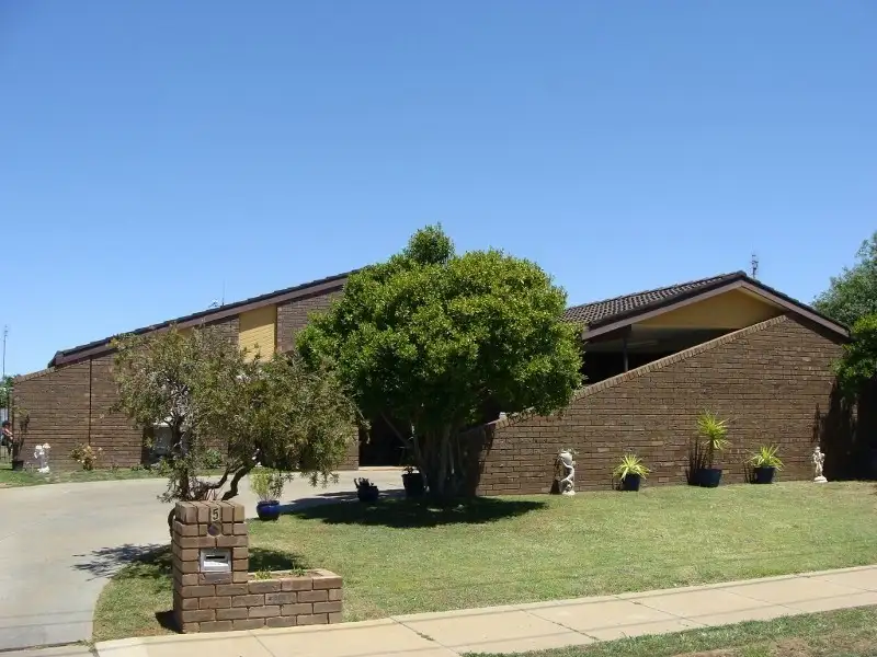 Main view of Homely house listing, 5 Horne Street, Echuca VIC 3564