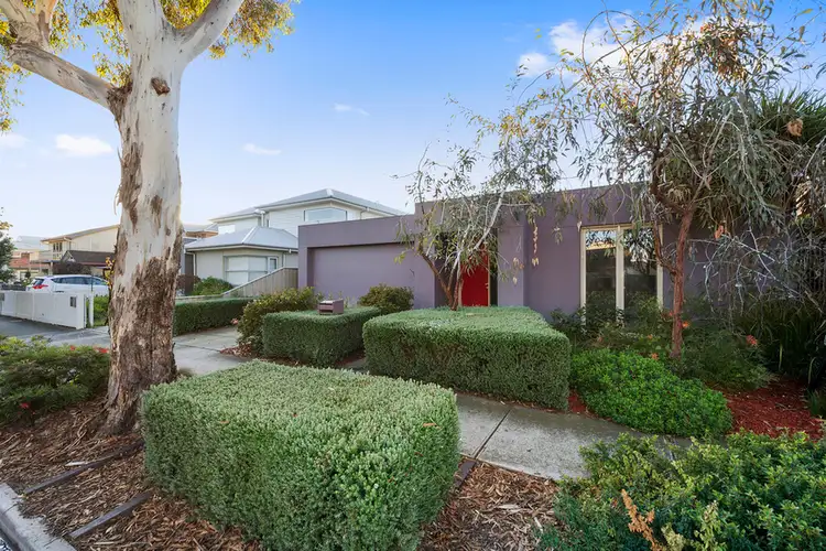 33 Anzac Crescent, Williamstown VIC 3016