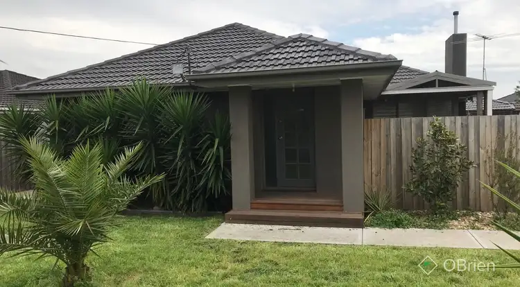 1/8 First Avenue, Dandenong North VIC 3175