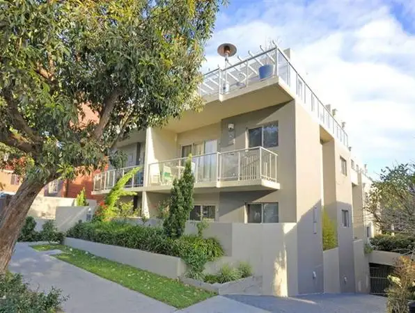 Third view of Homely apartment listing, 5/86 Wellington Street, Bondi Beach NSW 2026