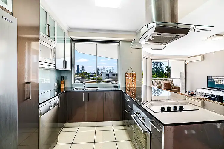 Fifth view of Homely apartment listing, 8/11 Hughes Avenue, Main Beach QLD 4217