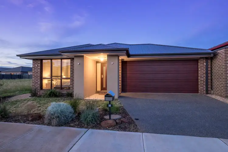 13 Freemont Circuit, Truganina VIC 3029