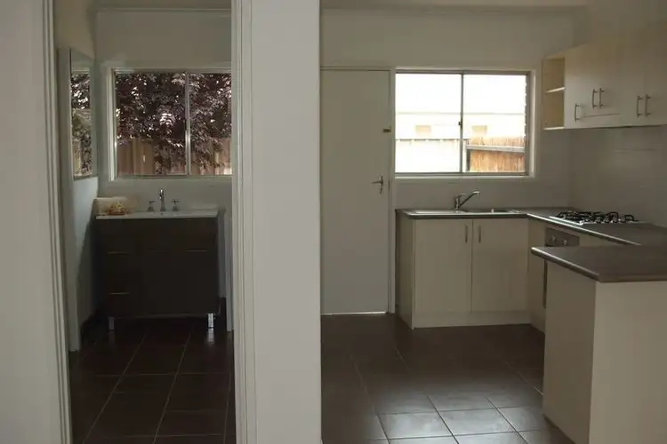 Sixth view of Homely unit listing, 2/21-23 Melrose Drive, Wodonga VIC 3690