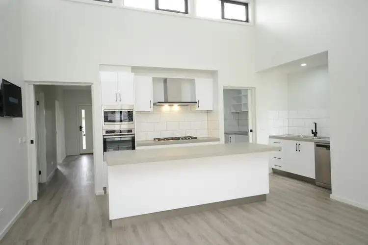 Fifth view of Homely townhouse listing, 158 Nicholson Street, Bairnsdale VIC 3875