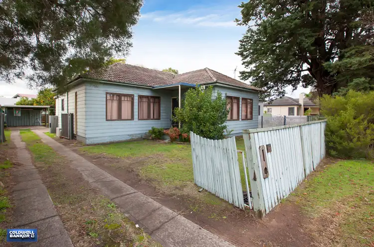 16 Birdwood Avenue, Wattle Grove NSW 2173