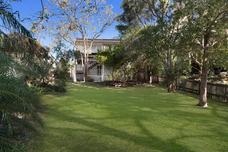 48 Oxley Drive, Holland Park QLD 4121