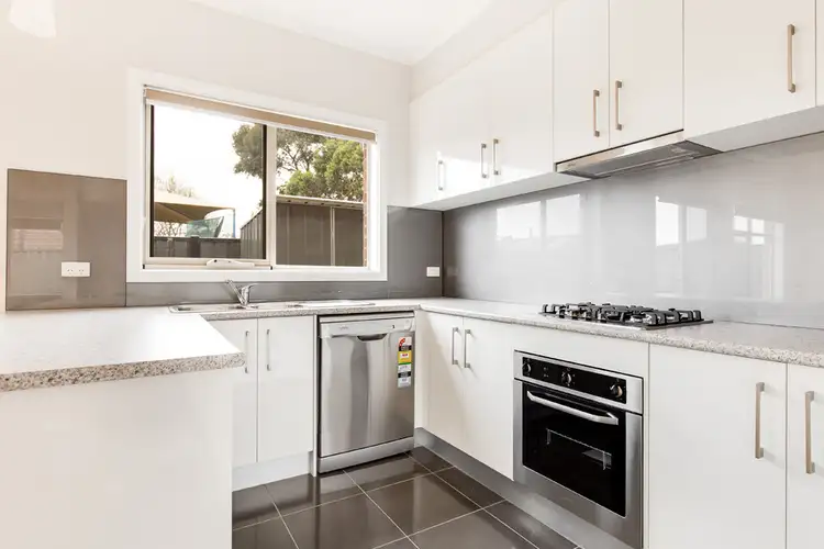 Third view of Homely unit listing, 2/7 Adrian Circuit, Tarneit VIC 3029
