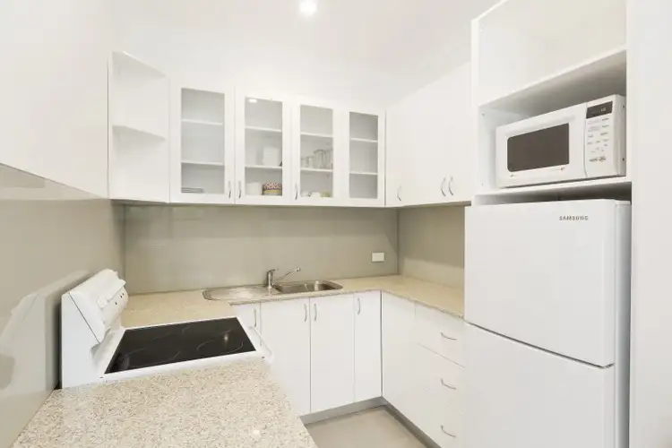 Third view of Homely unit listing, 6/29 Parramatta Street, Cronulla NSW 2230