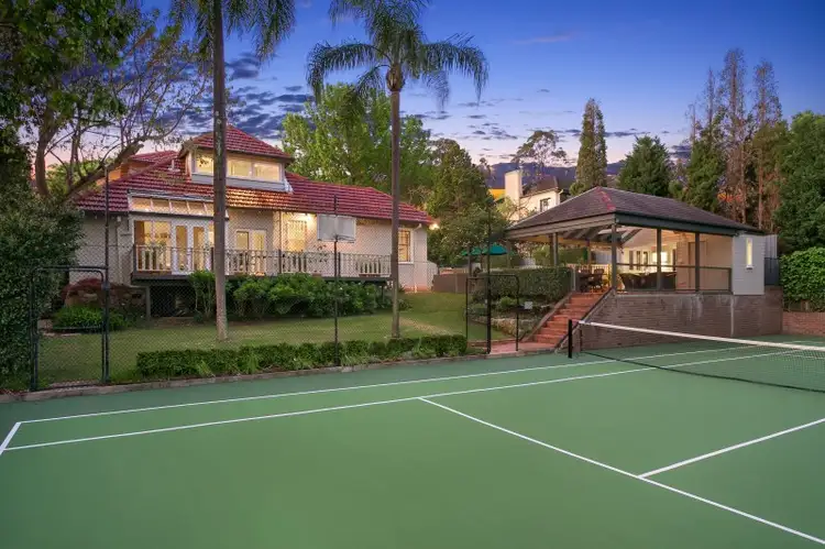24 Bushlands Avenue, Gordon NSW 2072