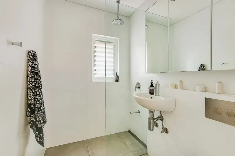 Fifth view of Homely unit listing, 1/75 Pittwater Road, Manly NSW 2095
