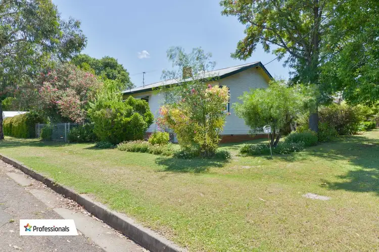 Main view of Homely house listing, 2 Elizabeth Street, Tamworth NSW 2340