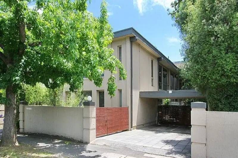 Main view of Homely townhouse listing, 2/7 Hawthorn Grove, Hawthorn VIC 3122